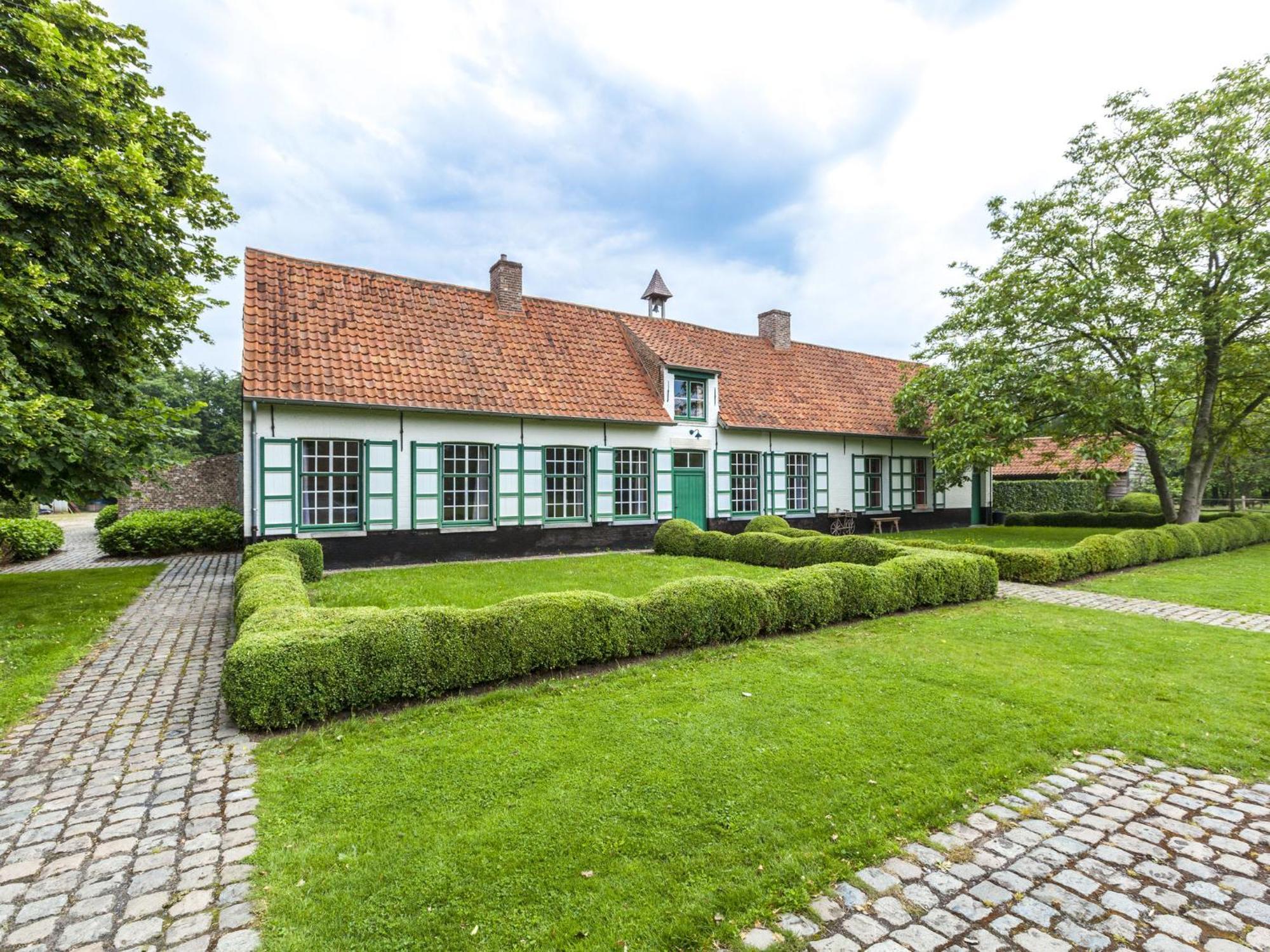 Beautiful Farmhouse In Beernem With Big Garden Zewnętrze zdjęcie